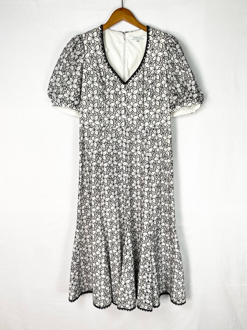 Andrew GN Lace Maxi Dress V Neck Puff Short Sleeve Size 44 Floral Black White